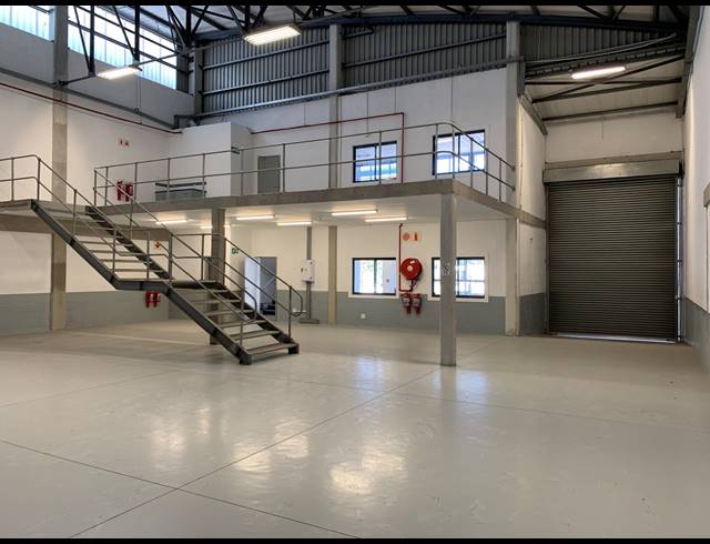 400M² FACTORY TO LET IN AIRPORT INDUSTRIA